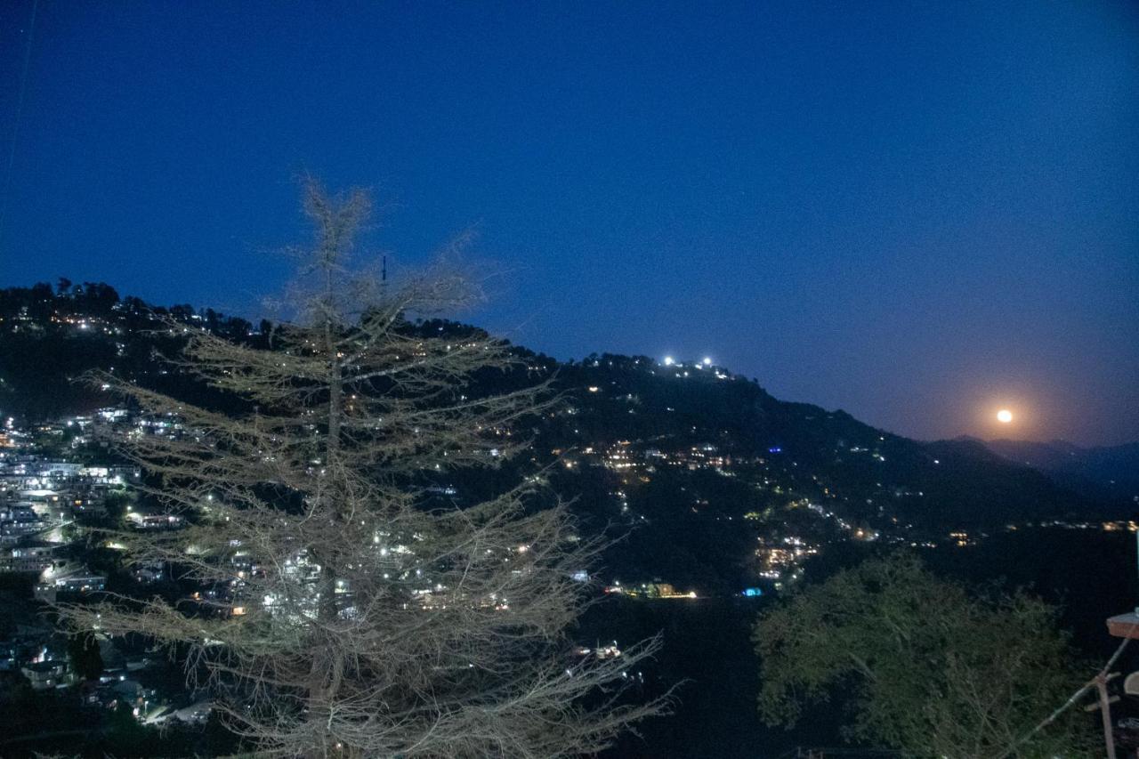 Irish Town Mussoorie Hotel Bagian luar foto