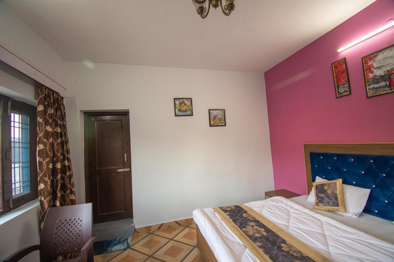 Irish Town Mussoorie Hotel Bagian luar foto