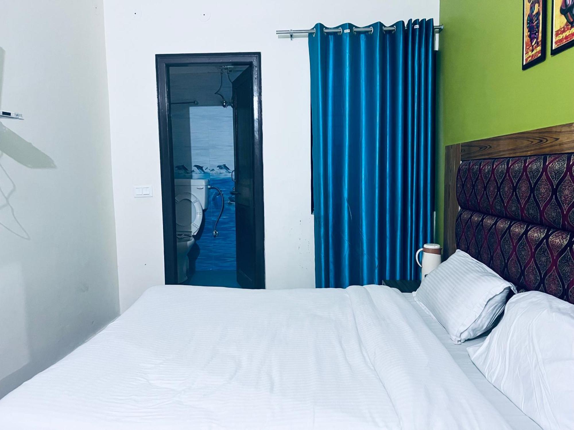 Irish Town Mussoorie Hotel Bagian luar foto